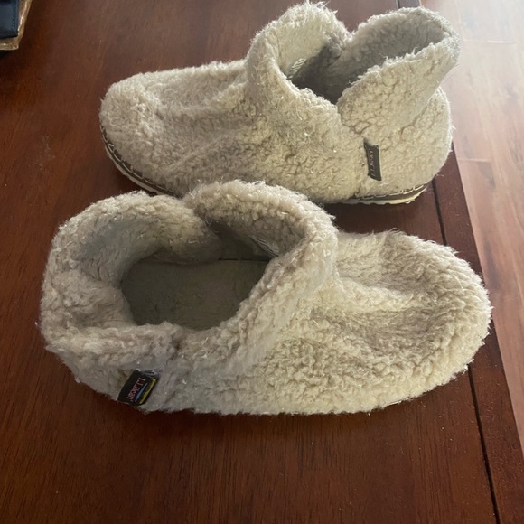 LL Bean Cozy Slipper Booties, Pile Fleece - Picture 5 of 5